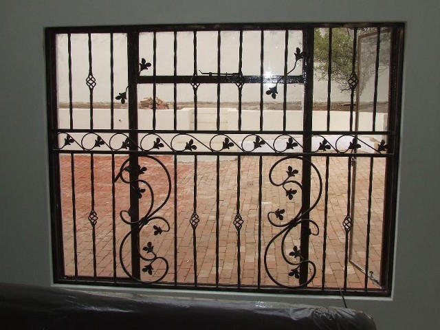 Gate & Doors - A-1 Gate and Entry